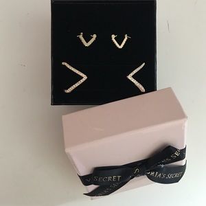 Victoria's Secret Earring and Bracelet Set
