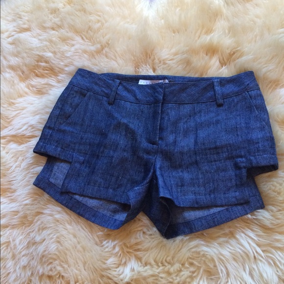Sara&Suruzi denim short
