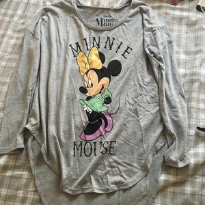Minnie Mouse graphic shirt