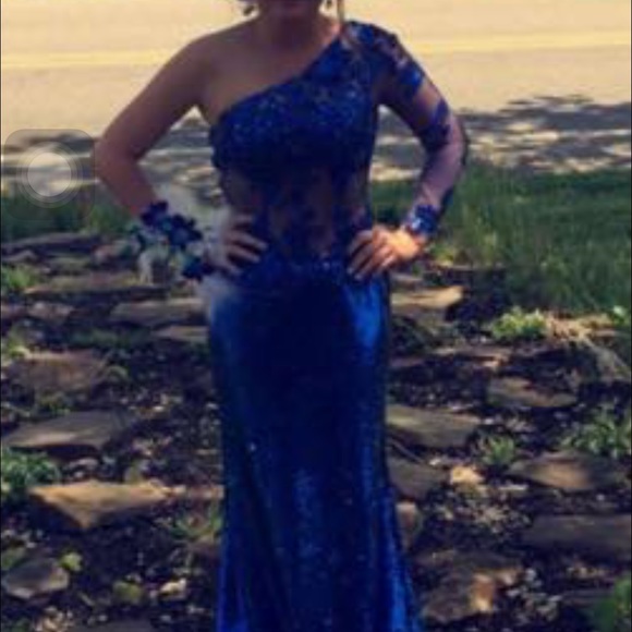 Prom / homecoming dress