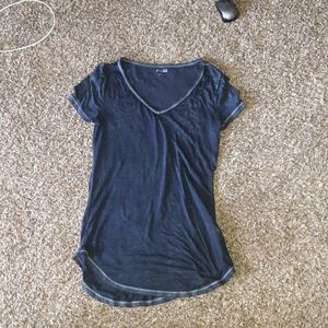 T- shirt