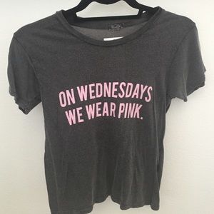 NWT size small midriff showing t shirt