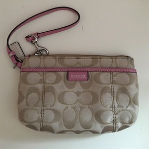 Coach Signature Fabric Wristlet in Gold/Pink