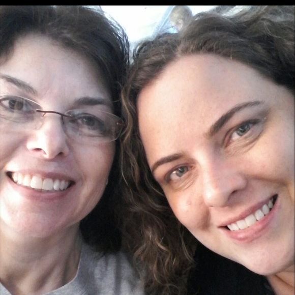 Meet your Posher, Leann - Picture 1 of 1