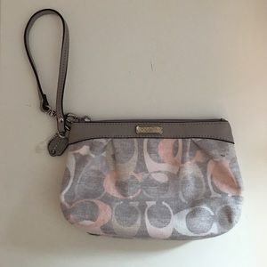 Coach Signature Fabric Wristlet in gray/white/pink