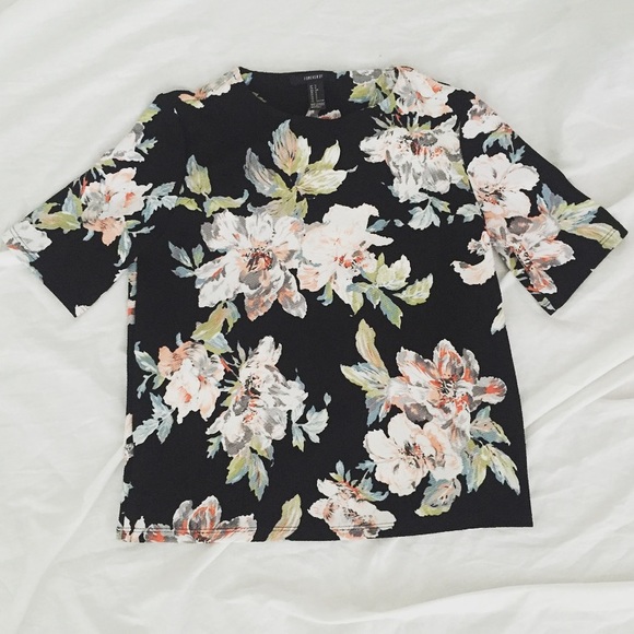 Brand New Floral F21 Top