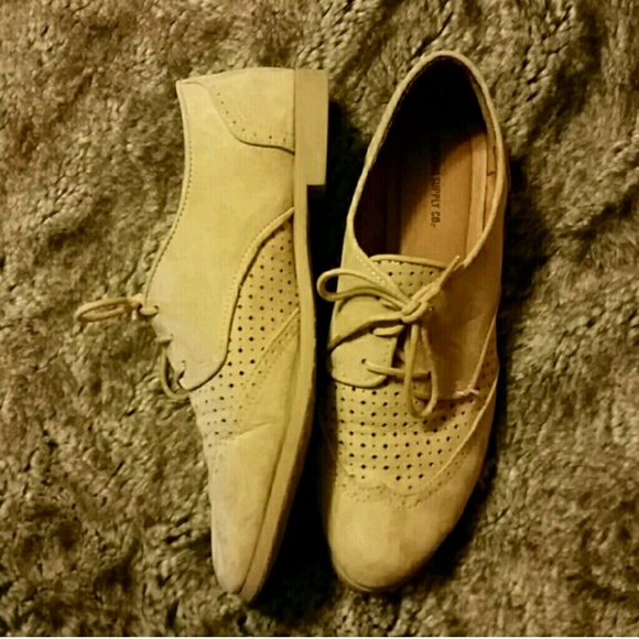 Very Nice Tan Beauties - Picture 2 of 4