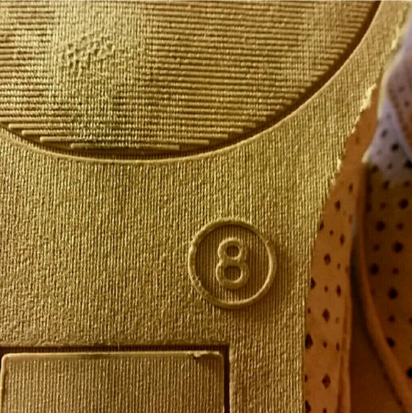 Very Nice Tan Beauties - Picture 4 of 4