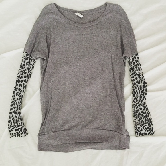 VS T-shirt