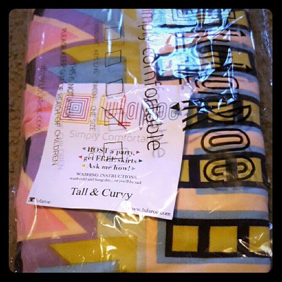 NEW IN PACKAGE! LuLaRoe TC leggings