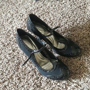 Black heels