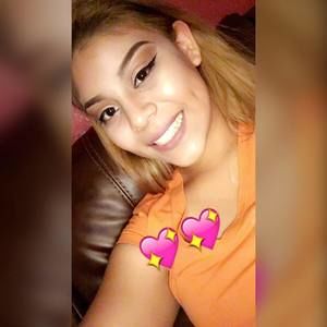 Meet your Posher, Monica