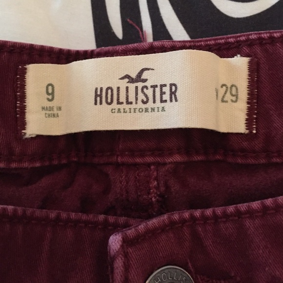 ‼️SOLD‼️ Hollister Super Skinny Maroon Pants - Picture 2 of 3