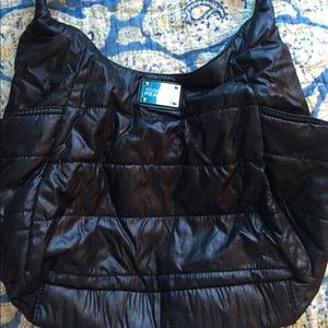 Kenneth Cole reaction purse