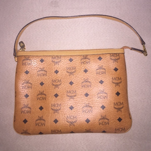 mcm pouch clutch