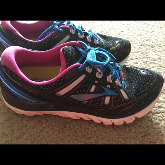 Brooks transcend running shoes