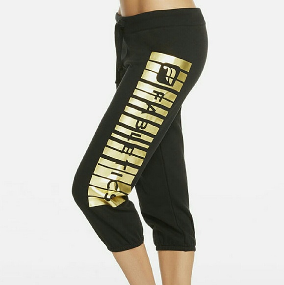 FABLETICS  Pants - Hamilton capri's sweatpants in small, Gold is gone