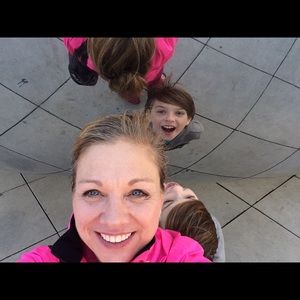 Meet your Posher, Lisa