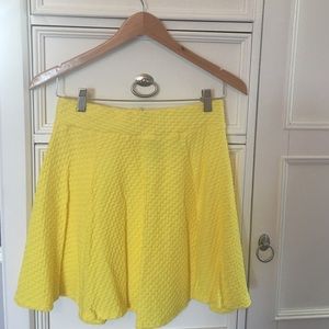 H&M Yellow Pleated Skirt