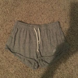 cloth gray Nike shorts
