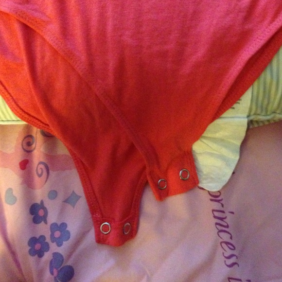 Súper sexy worn only onces sorry for The wrinkles - Picture 3 of 4