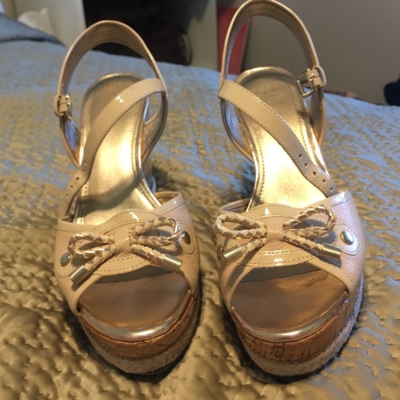 Nude summer wedges!