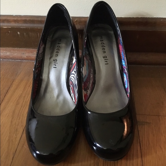 Madden girl black patent leather wedges