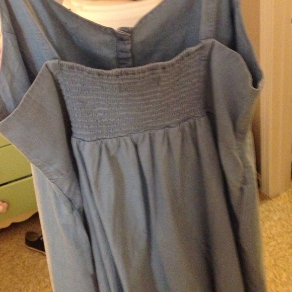 Dress - Picture 3 of 4