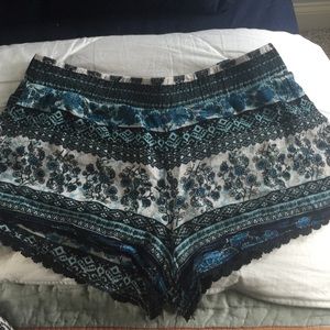 Tillys full tilt shorts