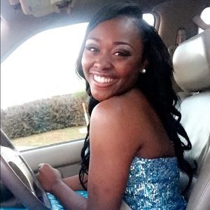 Meet your Posher, Alajah