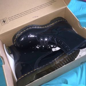 black Dr.Martens boots🖤