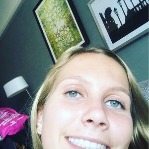 Meet your Posher, Veronica