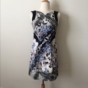 Karen Millen printed dress sz. 4