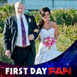 Meet your Posher, Leslie