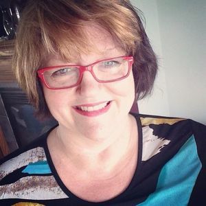 Meet your Posher, Connie