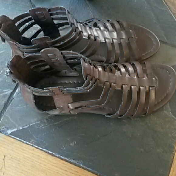 maurices gladiator sandals