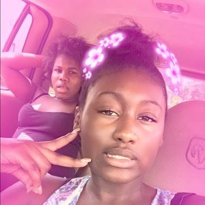 Meet your Posher, Joanicha