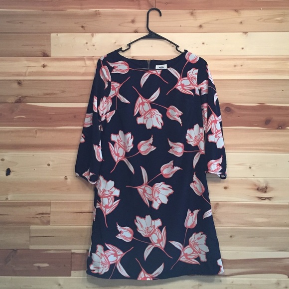 Floral shift dress