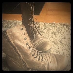 Steve Madden boots