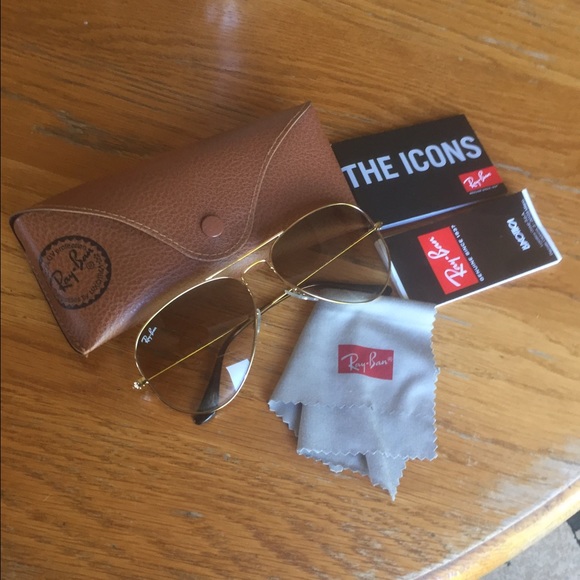 Ray Ban Aviators (Light Brown Lenses)