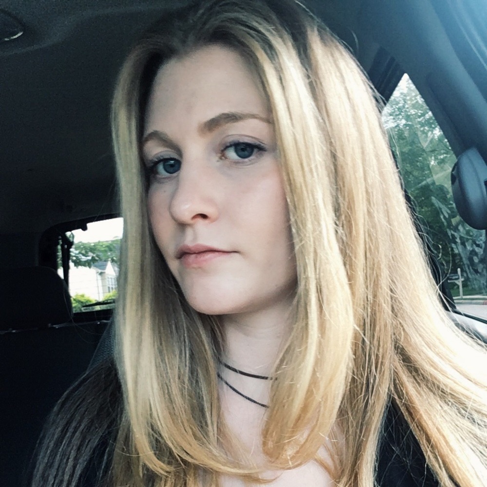 Meet your Posher, Nora