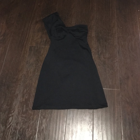 MOVING SALE 1 WEEK ONLY 1 strap Susana Monaco