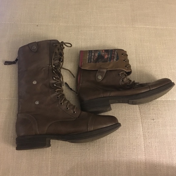 Steve Madden Brown Combat Boots - Picture 1 of 2