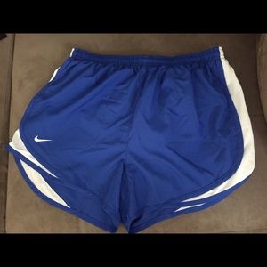 Nike Women's Dri-Fit Tempo Running Shorts