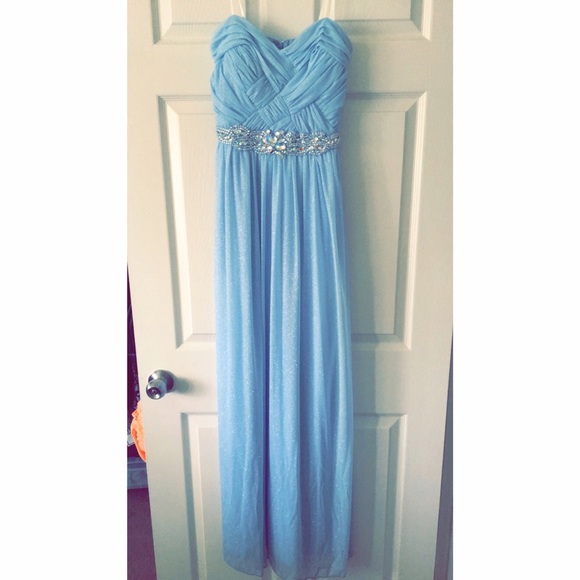 Blue Elegant Ball Gown  💠