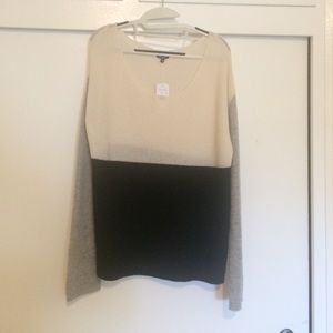 NWT Splendid 100% cashmere color-block sweater