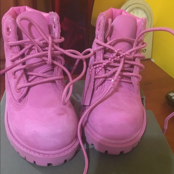 Toddler Pink timberlands - Picture 2 of 2
