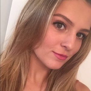 Meet your Posher, Erika