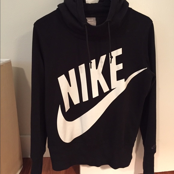 Black nike hoodie