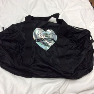 VICTORIAS SECRET FASHION SHOW BAG
